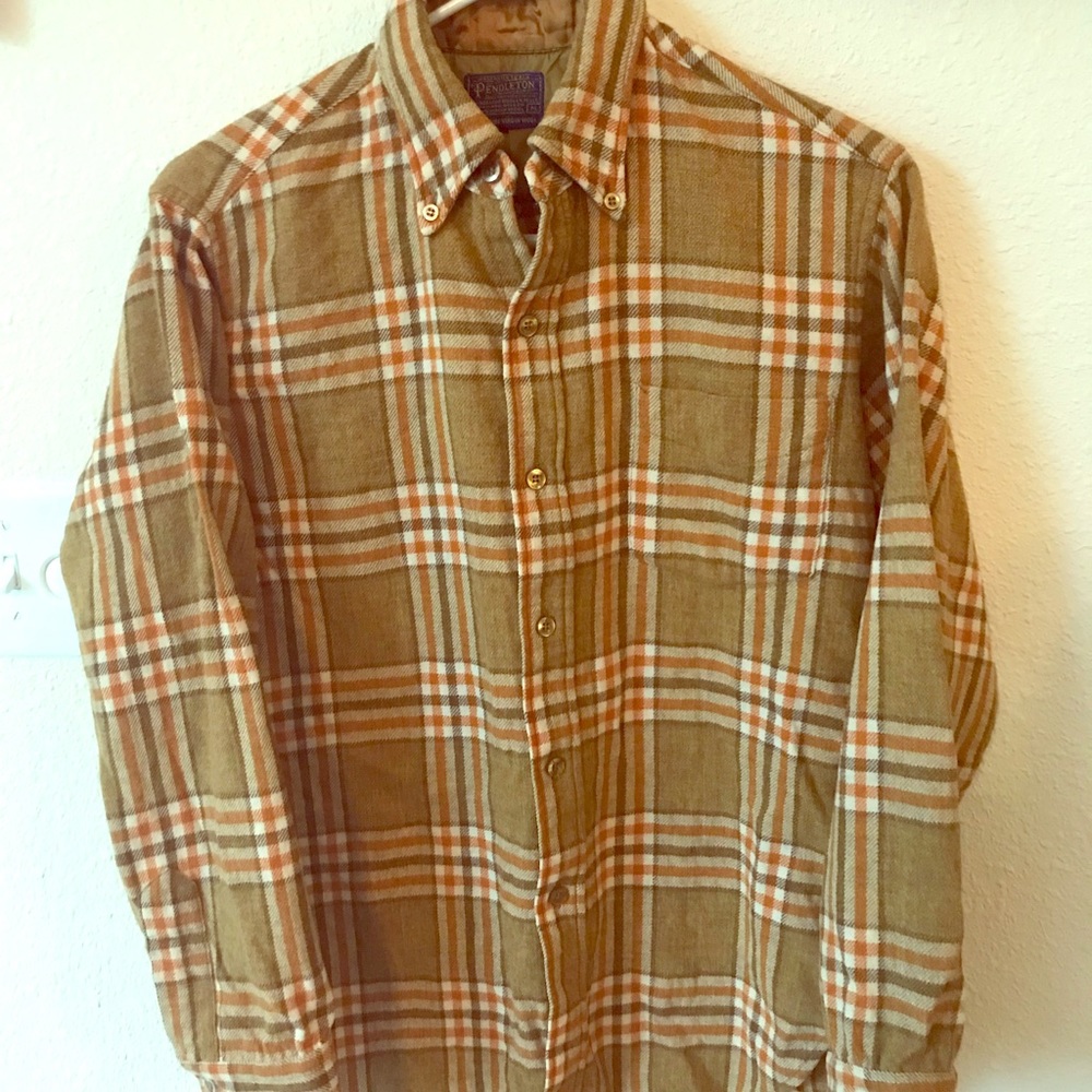 Men’s Pendleton top